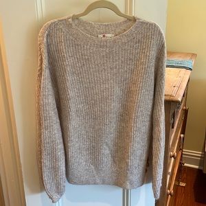 Biden Cozy Mohair Blend Oatmeal Sweater Size Medium